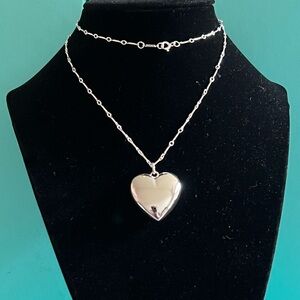 🌸🌸 Authentic Tiffany & Co. Puffed Heart Necklace